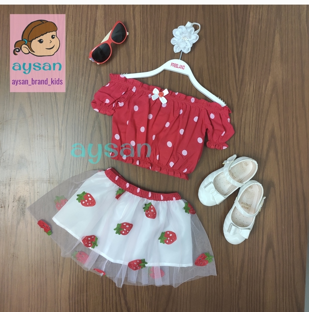 ست کراپ دامن توت فرنگی